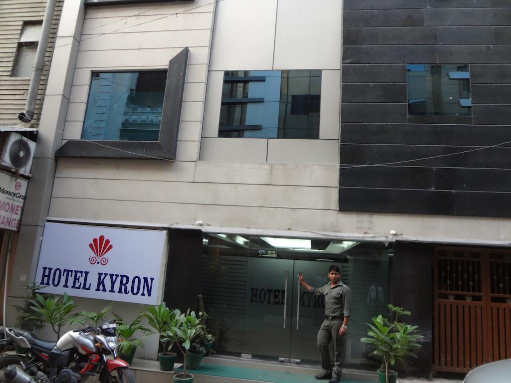 Hotel Kyron Delhi  Esterno foto